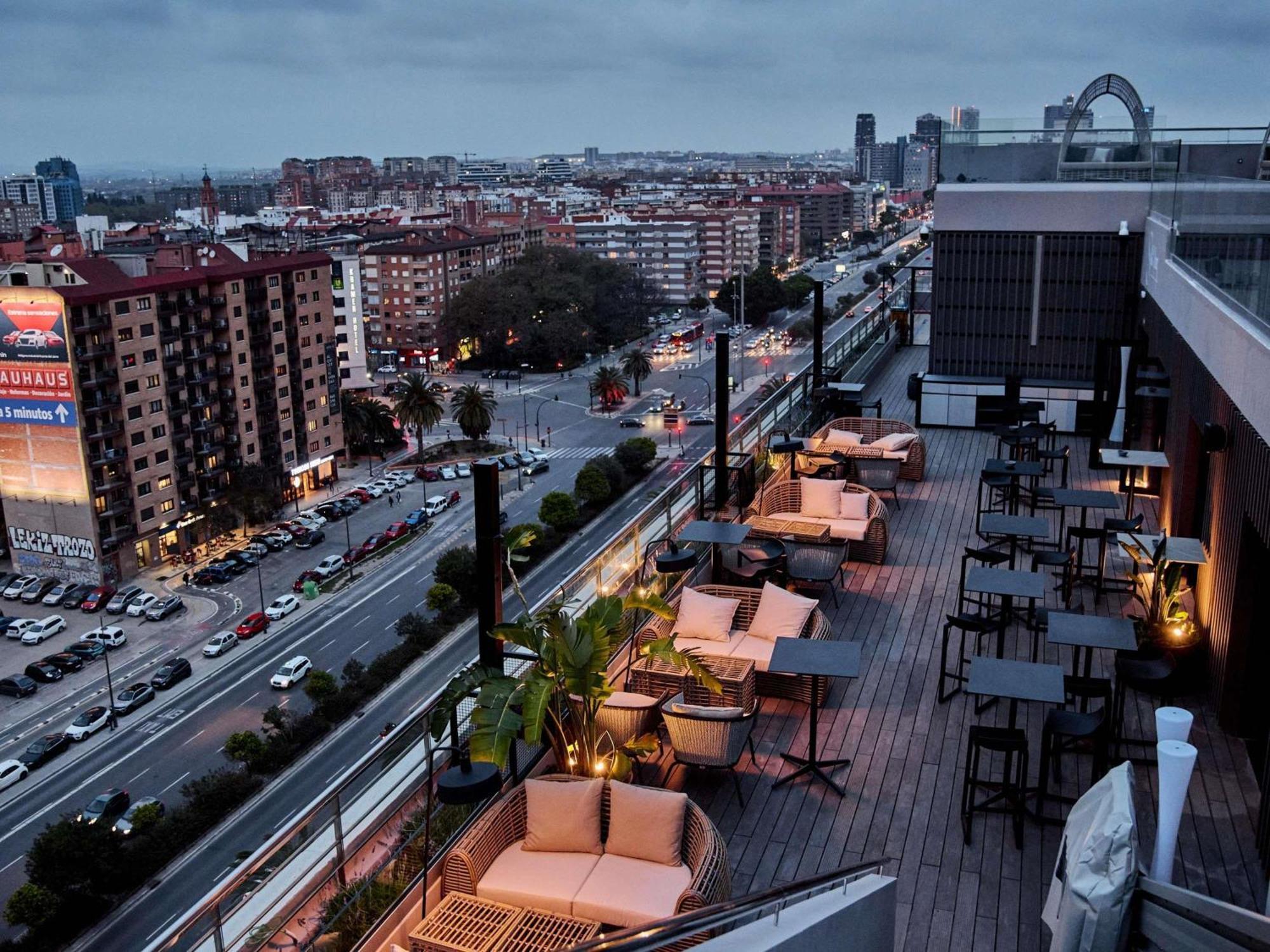 Novotel Valencia Lavant Kültér fotó