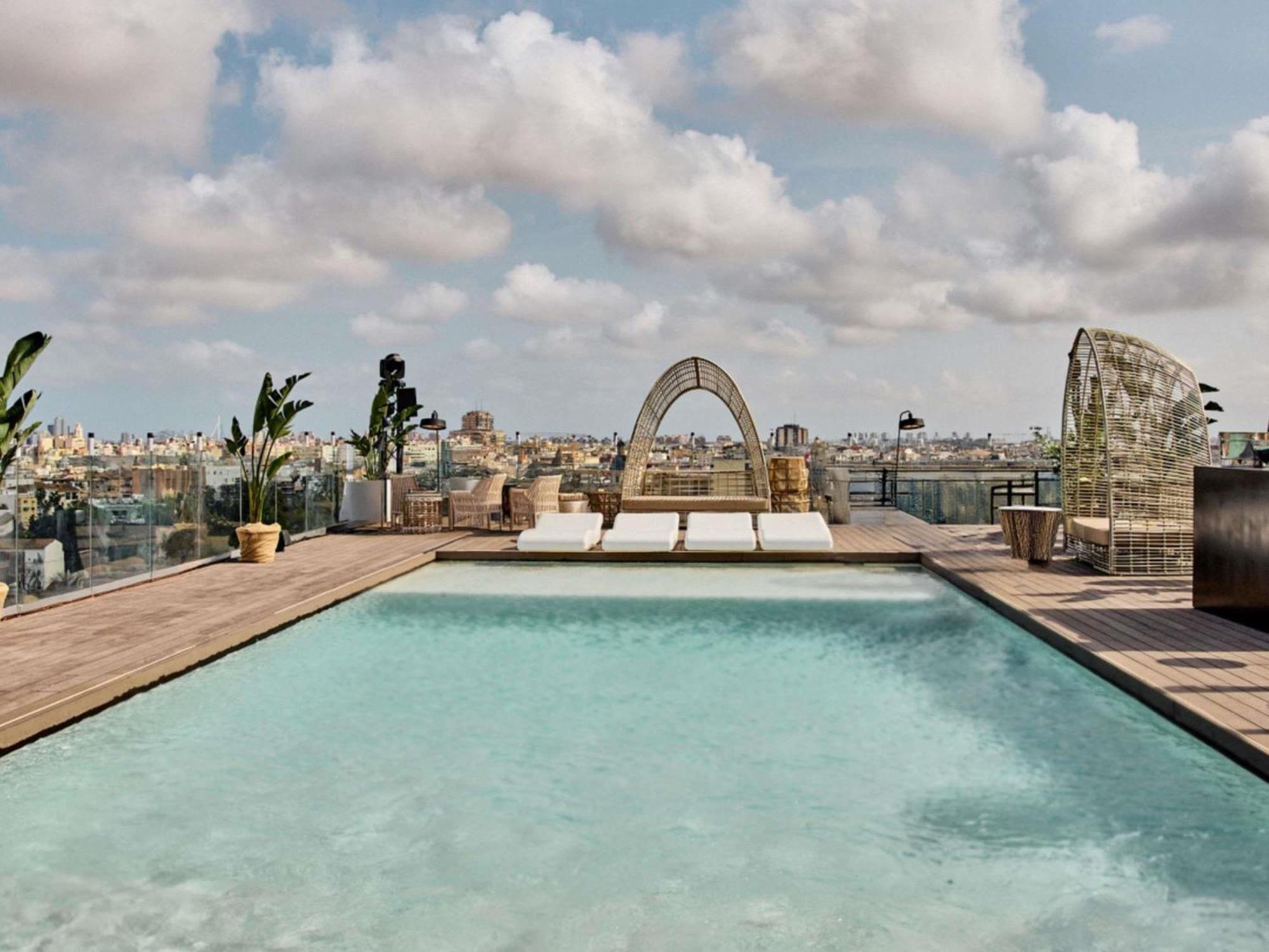 Novotel Valencia Lavant Kültér fotó